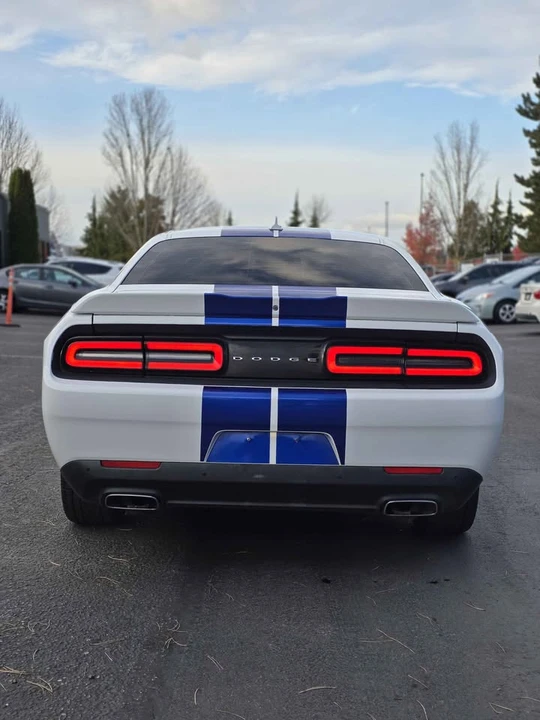 2015 Dodge Challenger 3rd Gen - Image 4 of 17