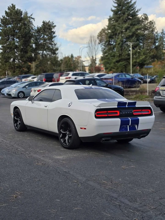 2015 Dodge Challenger 3rd Gen - Image 3 of 17