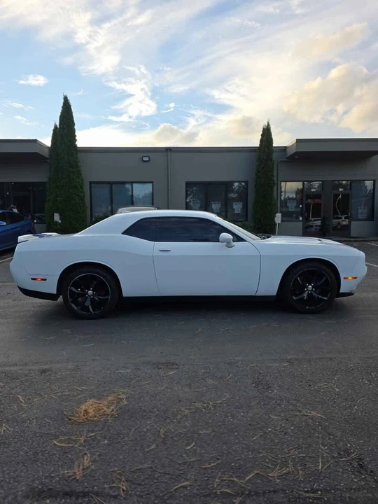 2015 Dodge Challenger 3rd Gen - Image 6 of 17
