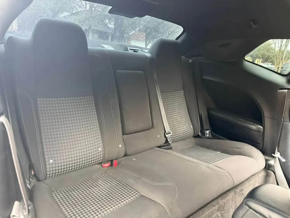 2015 Dodge Challenger 3rd Gen - Image 6 of 20