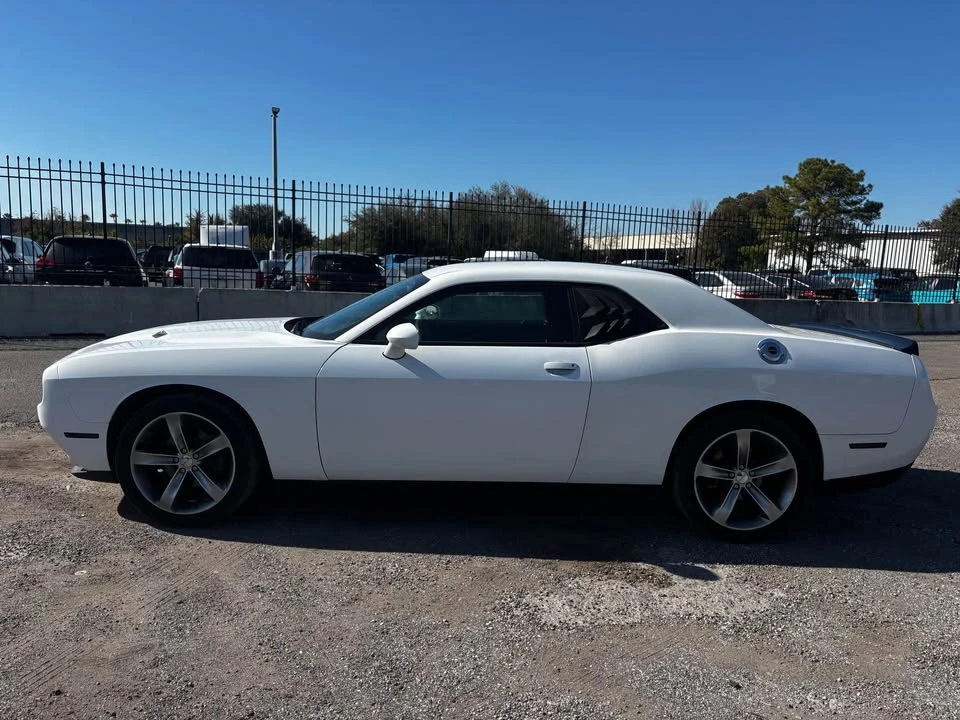2015 Dodge Challenger 3rd Gen - Image 4 of 12