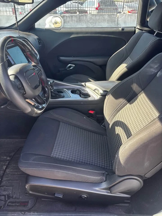 2015 Dodge Challenger 3rd Gen - Image 11 of 12