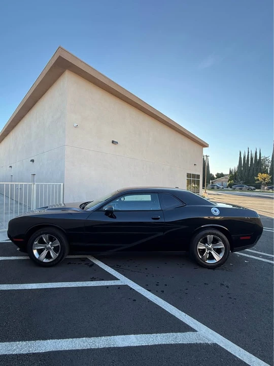 2015 Dodge Challenger 3rd Gen - Image 6 of 10