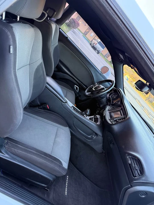 2015 Dodge Challenger 3rd Gen - Image 12 of 19