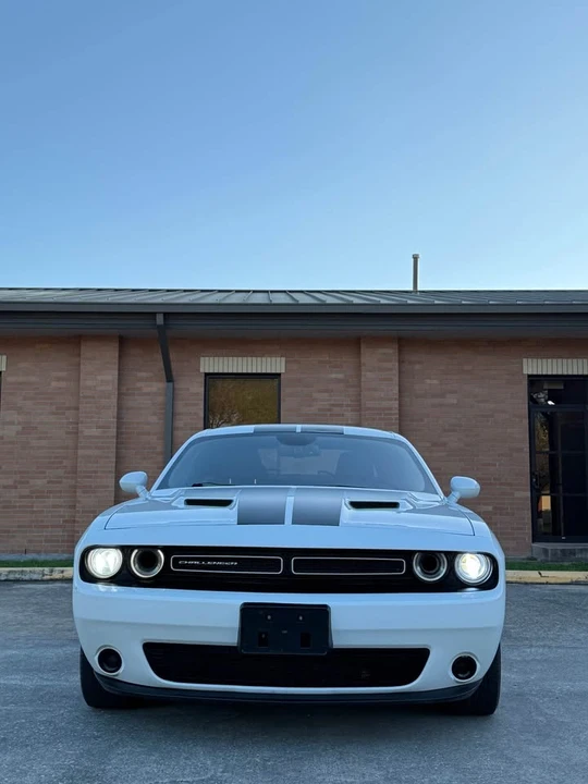 2015 Dodge Challenger 3rd Gen - Image 17 of 19