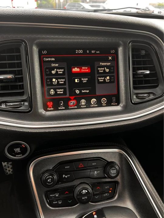2015 Dodge Challenger 3rd Gen - Image 9 of 13