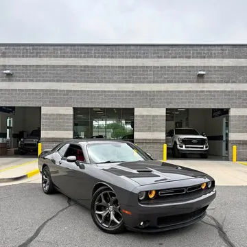 2015 Dodge Challenger SXT Plus