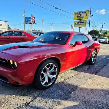 2015 Dodge Challenger SXT Plus