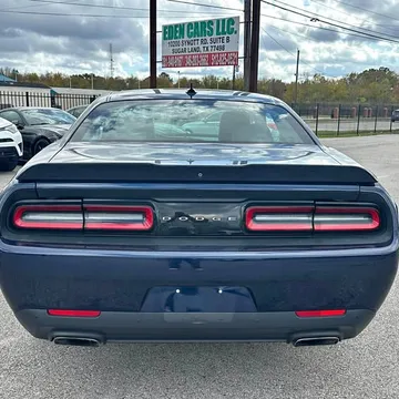 2015 Dodge Challenger SXT Plus