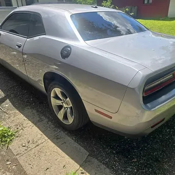 2015 Dodge Challenger SXT Plus