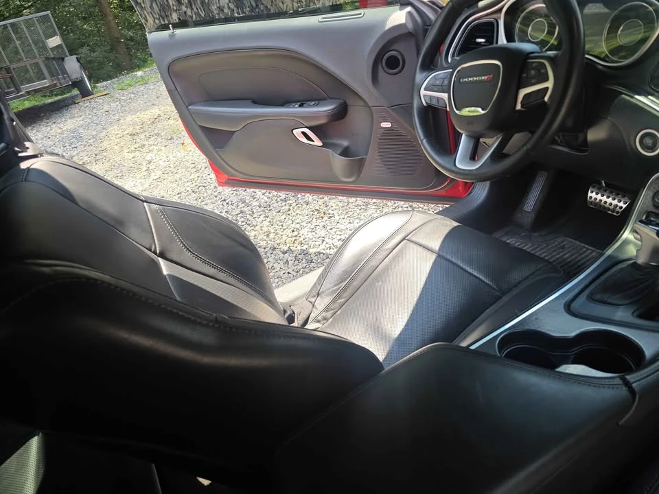 2015 Dodge Challenger 3rd Gen - Image 9 of 18