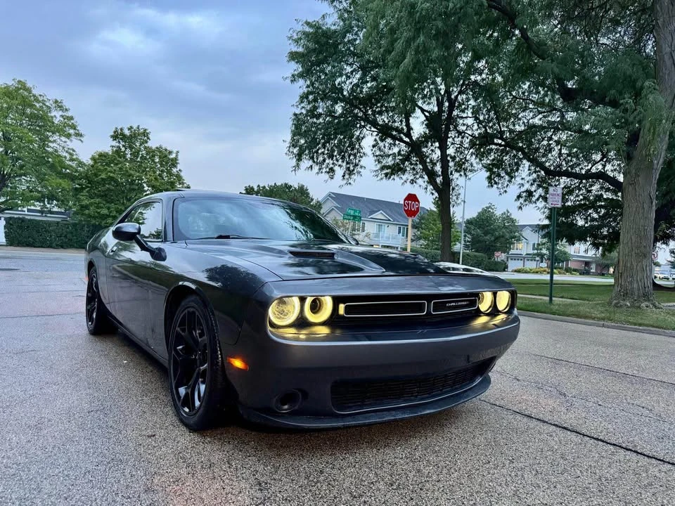 2015 Dodge Challenger 3rd Gen - Image 2 of 19