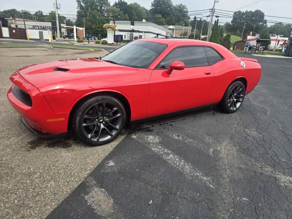 2015 Dodge Challenger 3rd Gen - Image 2 of 18