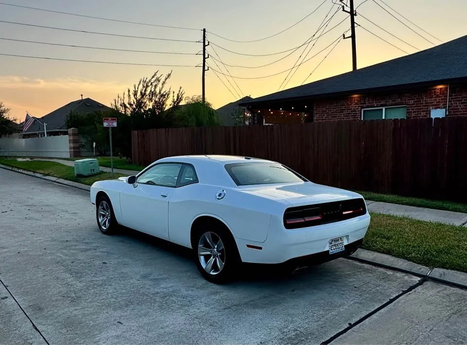2015 Dodge Challenger 3rd Gen - Image 6 of 17
