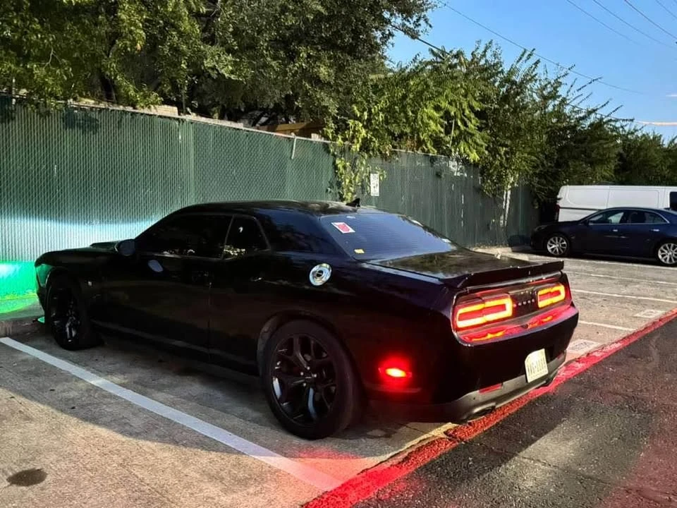 2015 Dodge Challenger 3rd Gen - Image 5 of 7