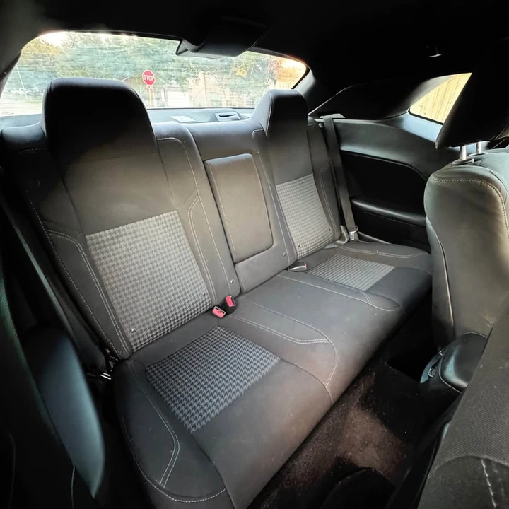 2015 Dodge Challenger 3rd Gen - Image 13 of 17