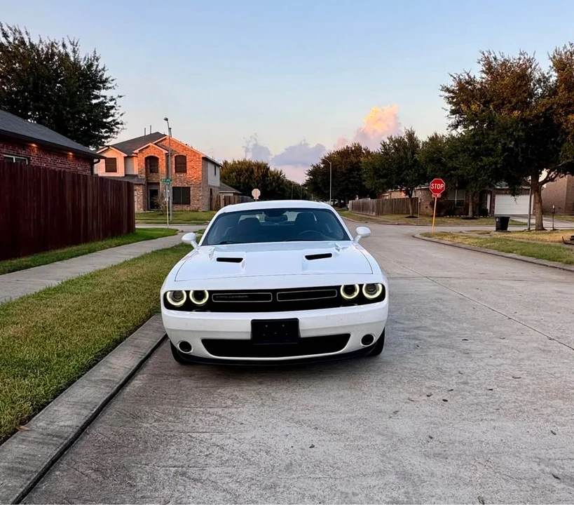 2015 Dodge Challenger 3rd Gen - Image 2 of 17