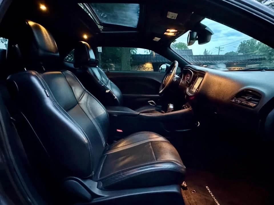 2015 Dodge Challenger 3rd Gen - Image 11 of 19