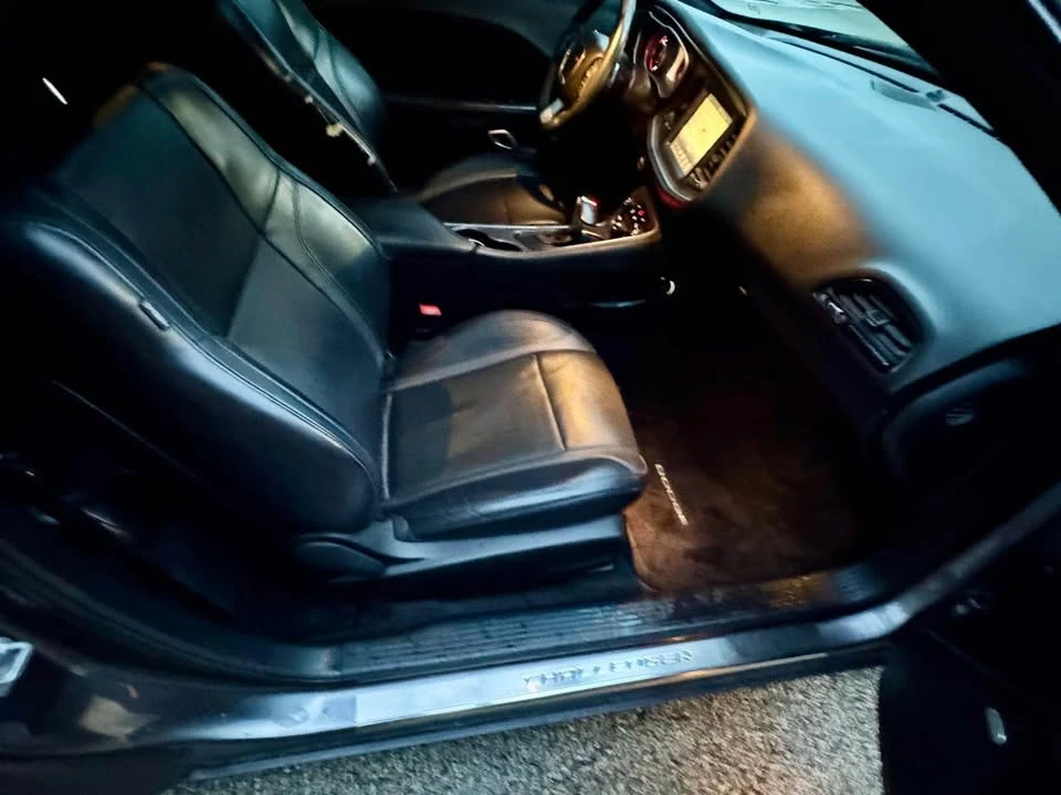 2015 Dodge Challenger 3rd Gen - Image 16 of 19