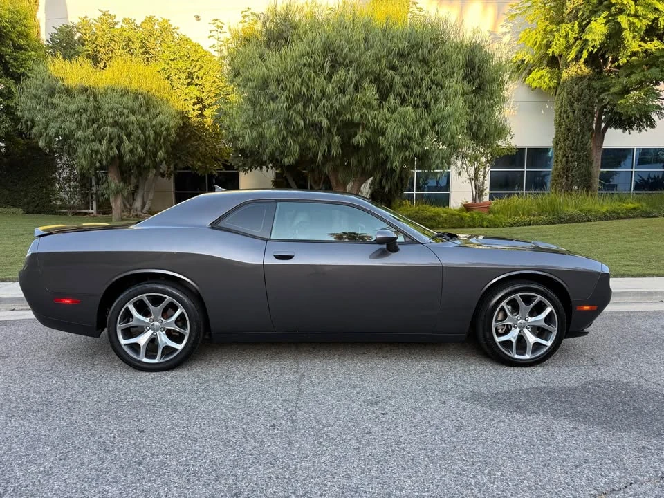 2015 Dodge Challenger 3rd Gen - Image 3 of 17
