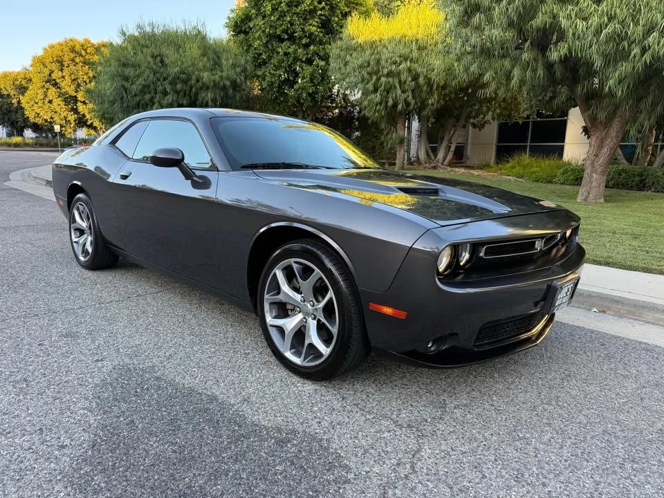 2015 Dodge Challenger 3rd Gen - Image 2 of 17