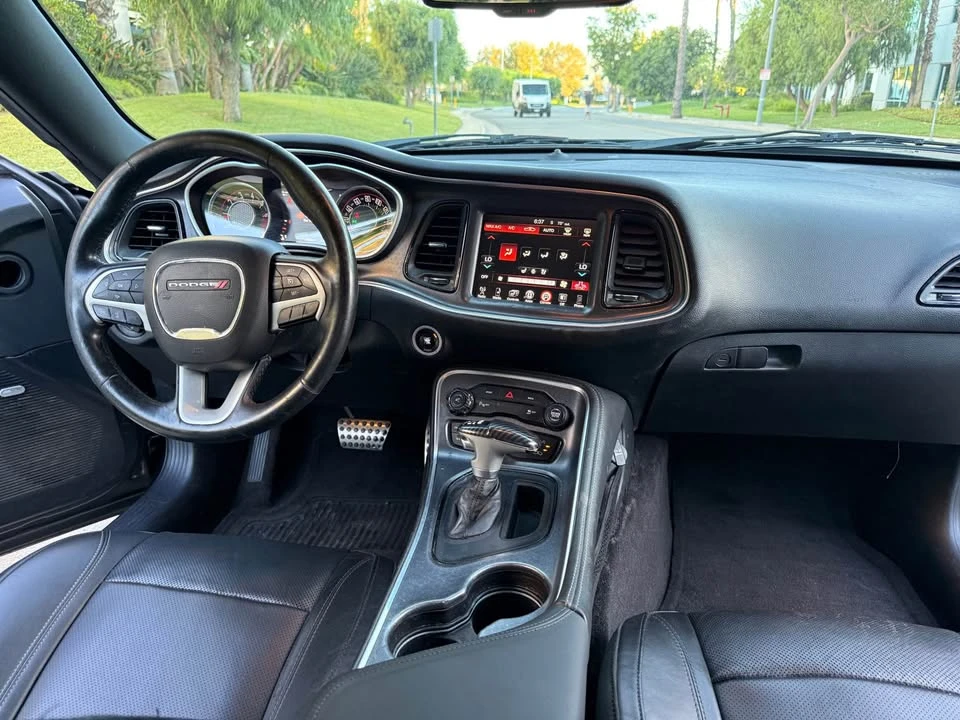 2015 Dodge Challenger 3rd Gen - Image 15 of 17