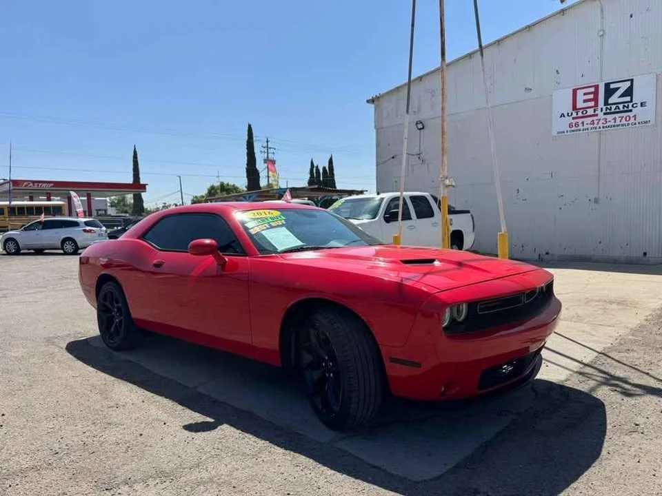 2015 Dodge Challenger 3rd Gen - Image 2 of 8