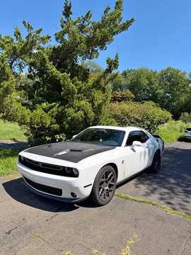 2015 Dodge Challenger SXT Plus