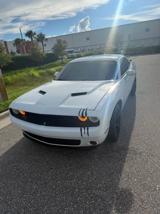 2015 Dodge Challenger 3rd Gen - Image 2 of 10