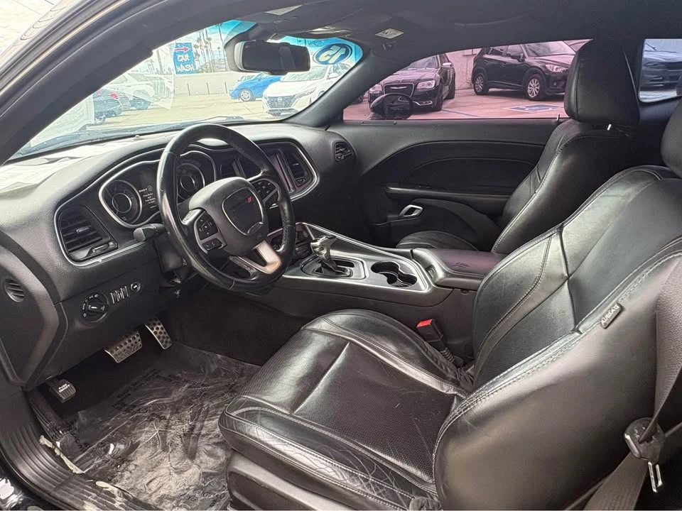 2015 Dodge Challenger 3rd Gen - Image 9 of 16