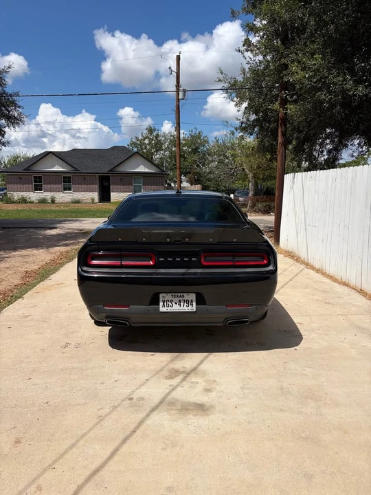 2015 Dodge Challenger 3rd Gen - Image 5 of 12