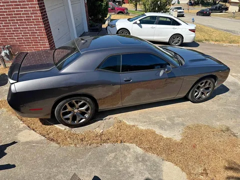2015 Dodge Challenger SXT Plus