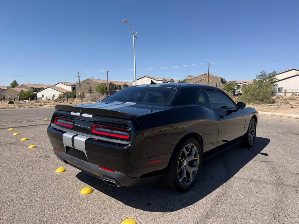 2015 Dodge Challenger 3rd Gen - Image 5 of 10
