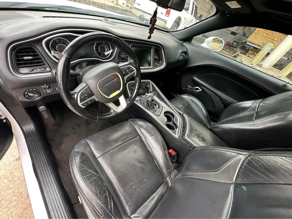 2015 Dodge Challenger 3rd Gen - Image 9 of 14