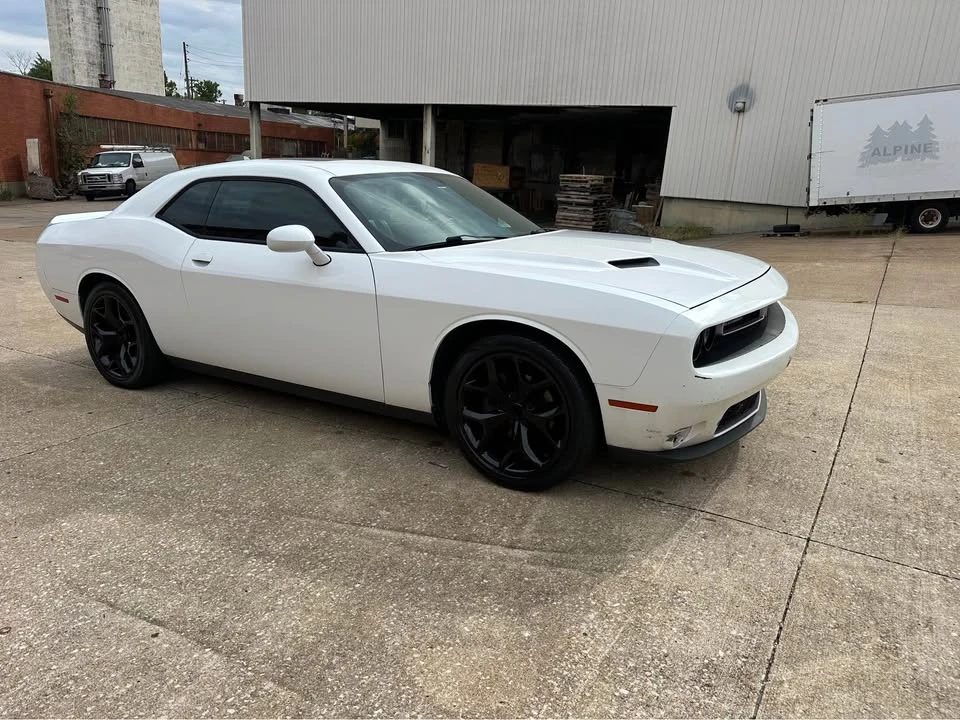 2015 Dodge Challenger 3rd Gen - Image 5 of 14
