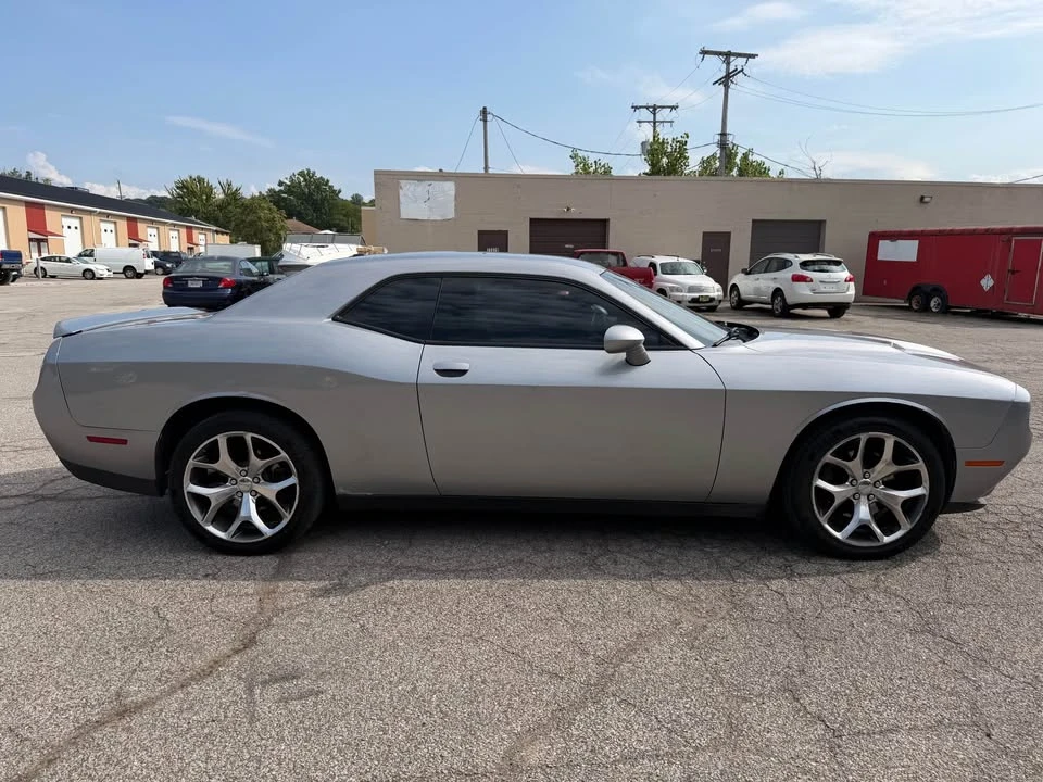 2015 Dodge Challenger 3rd Gen - Image 3 of 7