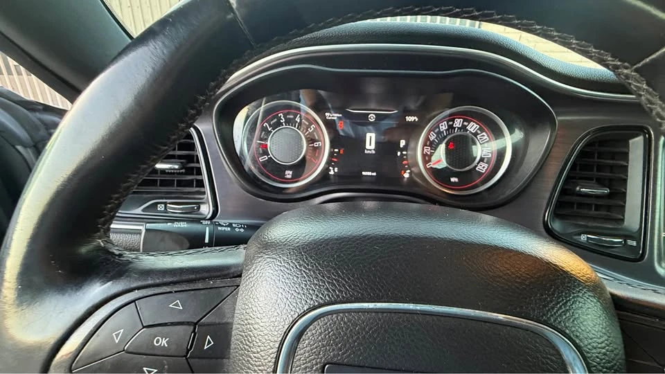 2015 Dodge Challenger 3rd Gen - Image 5 of 6