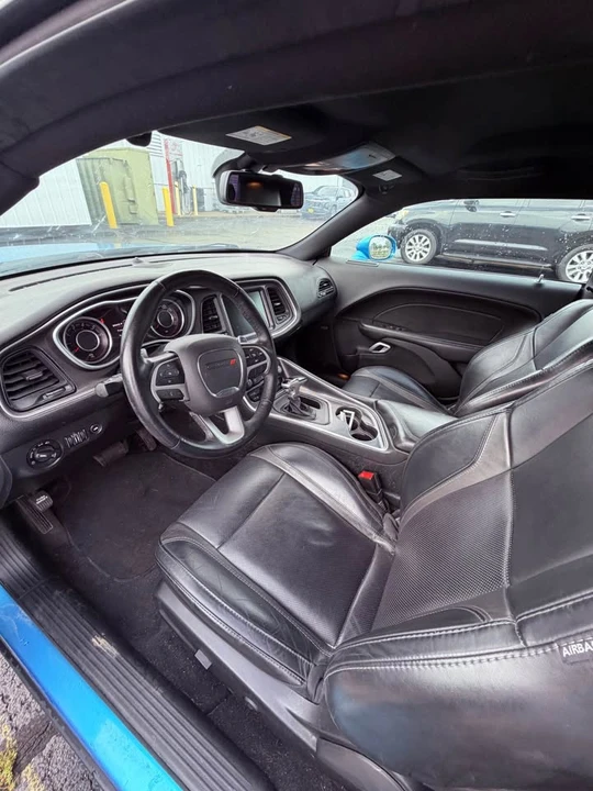 2015 Dodge Challenger 3rd Gen - Image 6 of 7