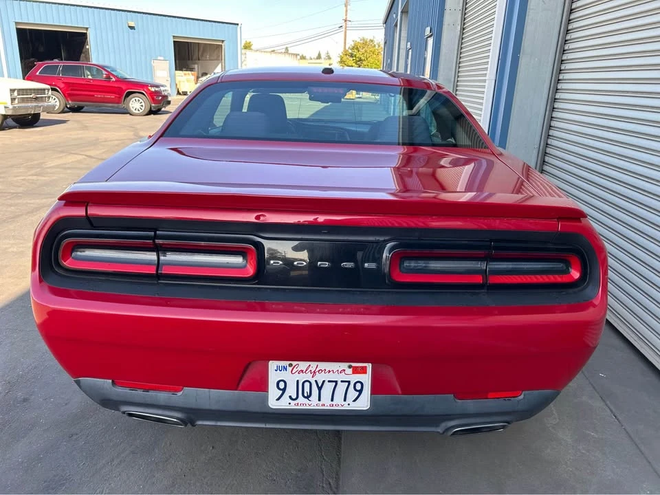 2015 Dodge Challenger 3rd Gen - Image 6 of 10