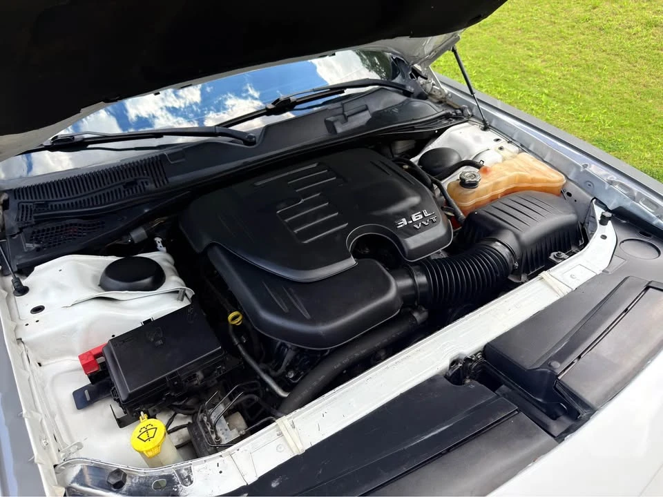 2015 Dodge Challenger 3rd Gen - Image 13 of 13