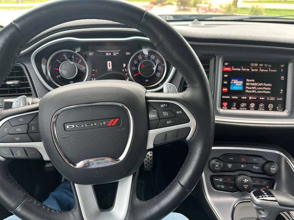 2015 Dodge Challenger 3rd Gen - Image 12 of 13