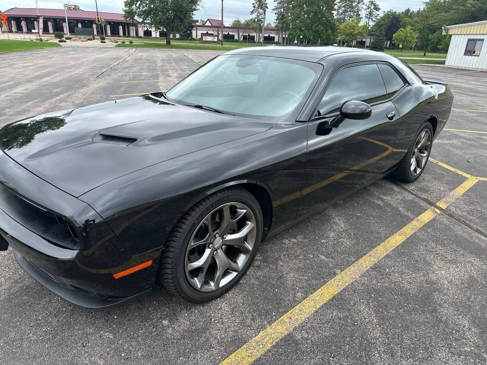 2015 Dodge Challenger 3rd Gen - Image 4 of 13