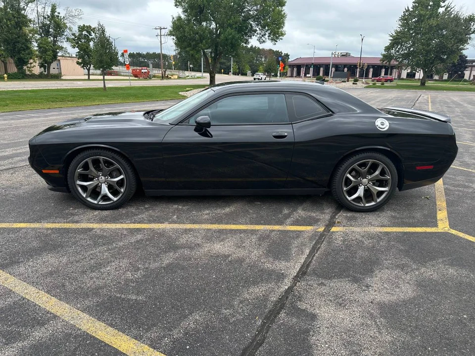 2015 Dodge Challenger 3rd Gen - Image 6 of 13