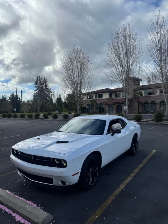 2015 Dodge Challenger 3rd Gen - Image 2 of 8