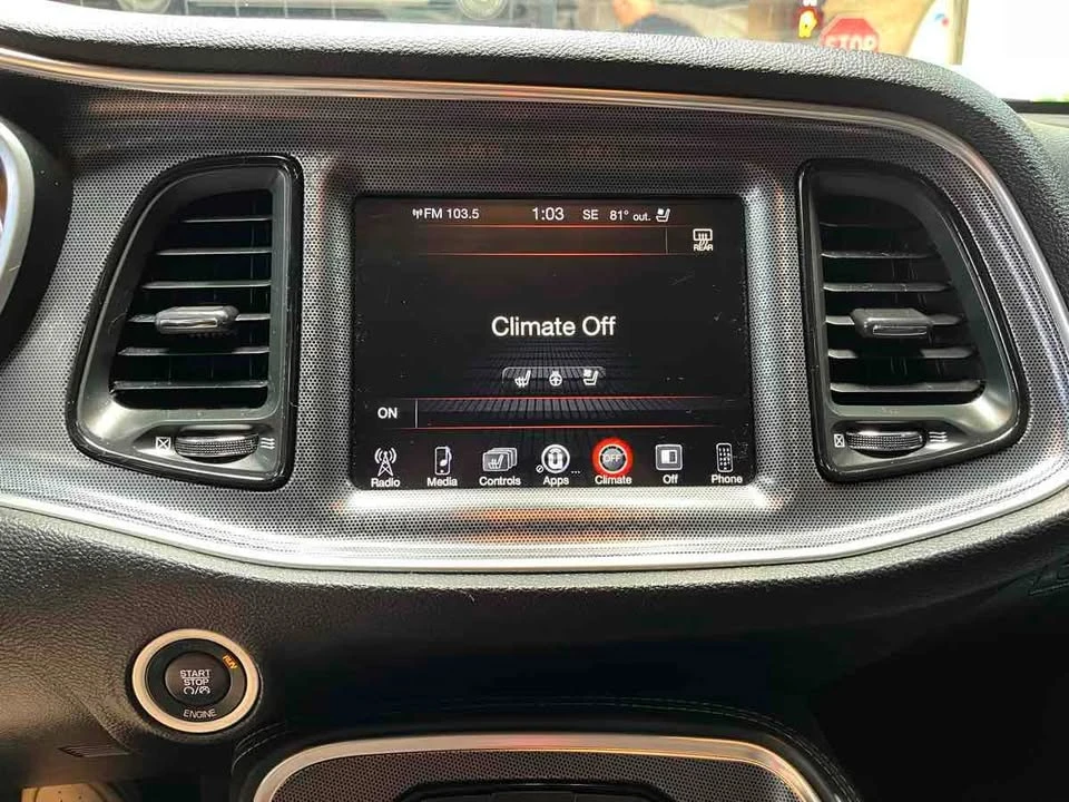 2015 Dodge Challenger 3rd Gen - Image 16 of 20