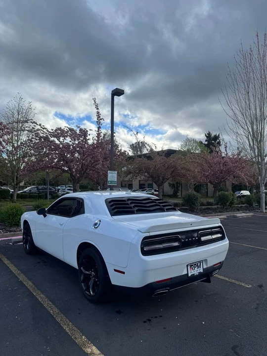 2015 Dodge Challenger 3rd Gen - Image 6 of 8