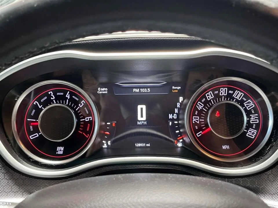 2015 Dodge Challenger 3rd Gen - Image 15 of 20