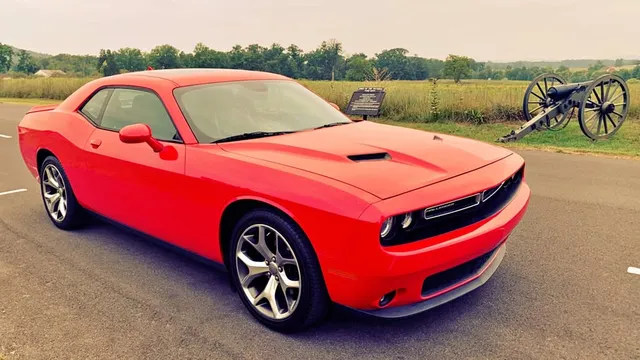 2015 Dodge Challenger SXT Plus