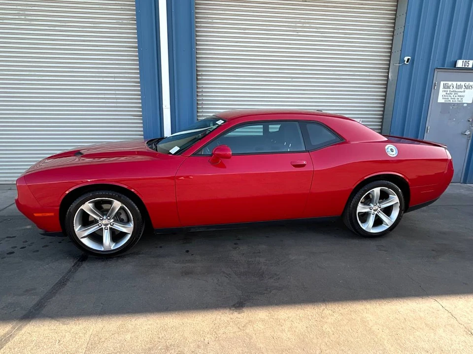2015 Dodge Challenger 3rd Gen - Image 6 of 10