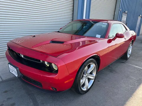 2015 Dodge Challenger SXT